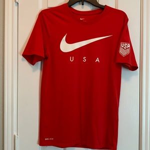 Men’s Nike Dri-Fit Tshirt Size S Athletic Cut